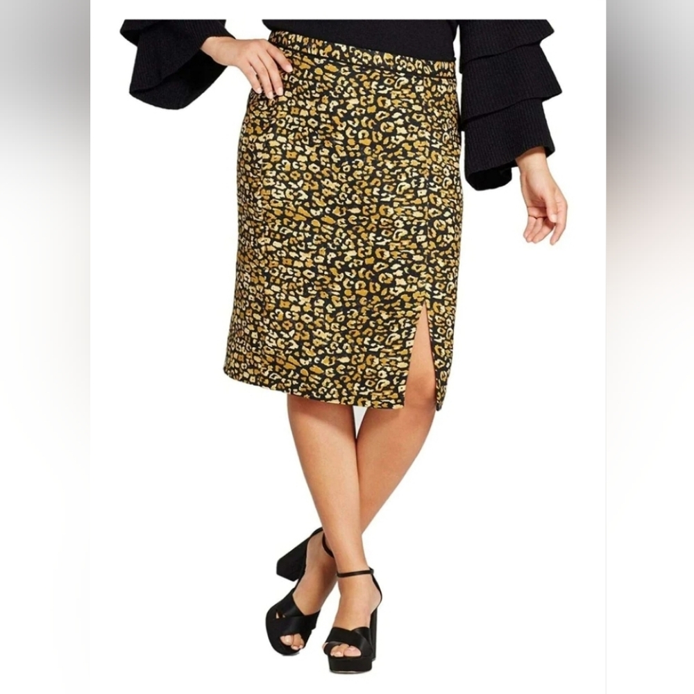 Who What Wear size 10 watercolor cheetah  print pencil skirt‎